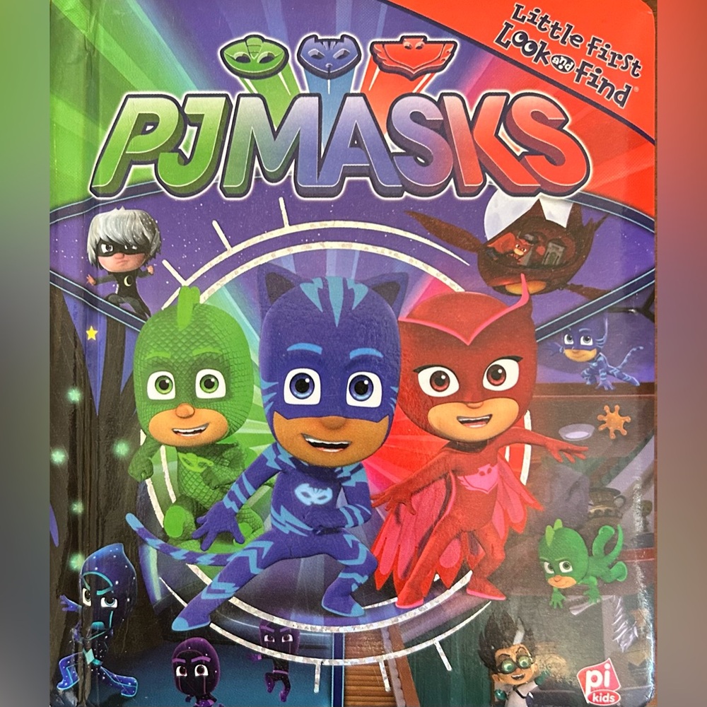 BUNDLE & SAVE🎉 PJ Masks Little First Look and Find Little Board Book